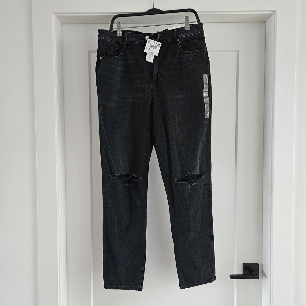 Abercrombie & Fitch Mom Jean Destroyed Black Jeans Size 12 LONG